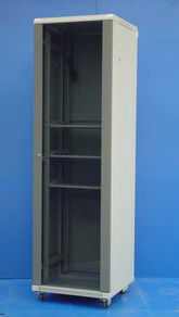 成都地区42U标准网络机柜的深度解析与选购指南